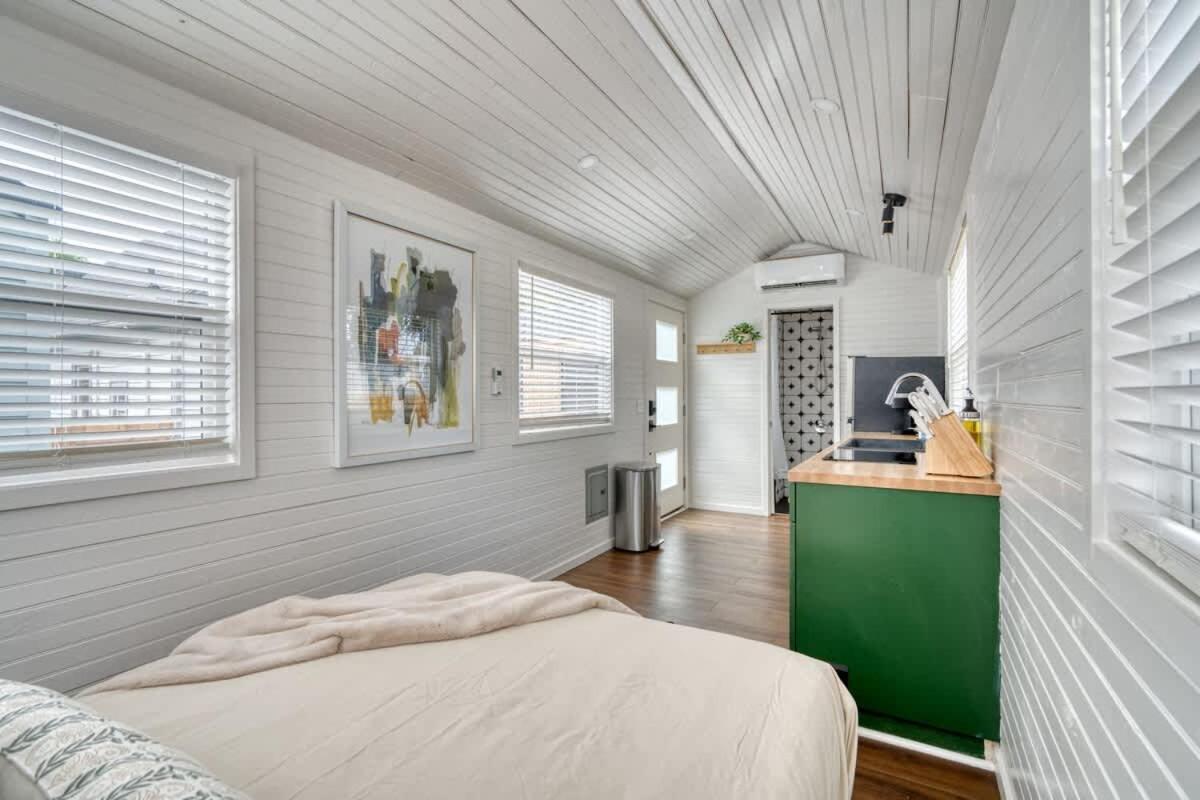 Ferienhaus - Noir-emerald Modern Tinylux In